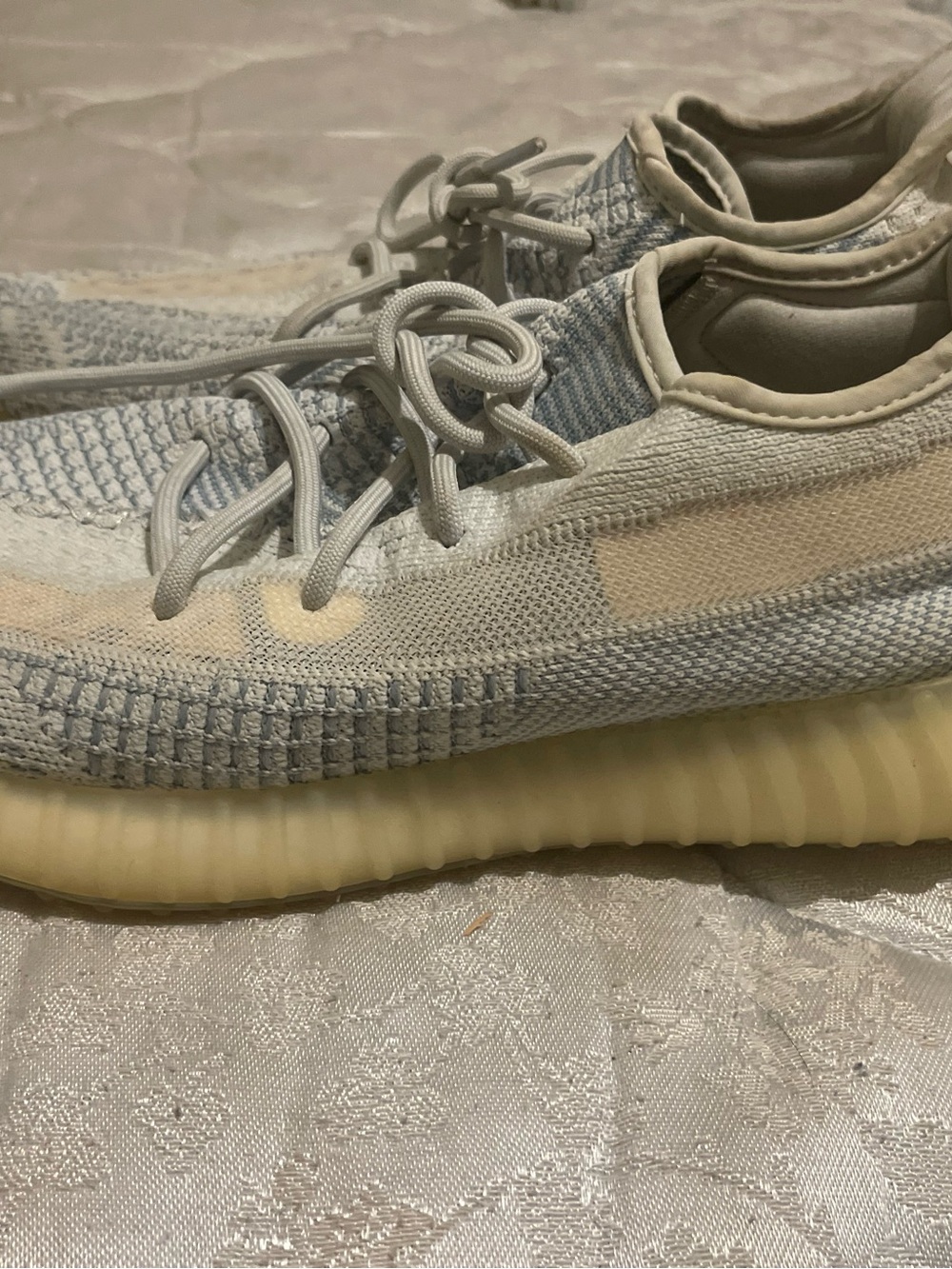 Adidas Yeezy Boost 350 V2 cloud white size 12